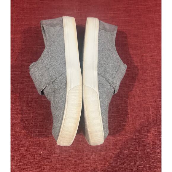 TOMS Altair Light Gray Wool Felt Slip On Sneaker Shoes Size 8 - Picture 5 of 12